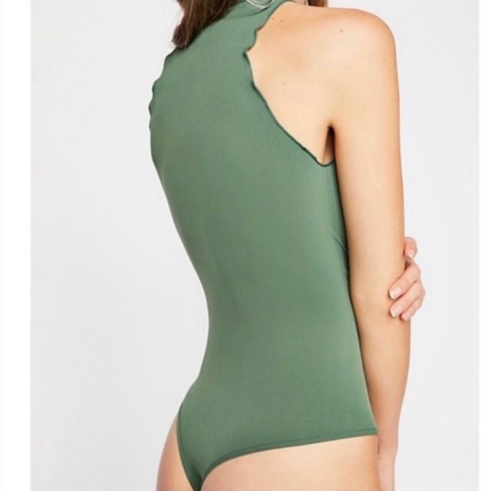 🆕 Free People Feels Right Green Bodysuit - Picture 2 of 4